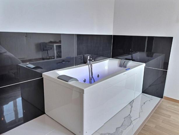 Les Fenelon Apartment Le Cateau-Cambresis
